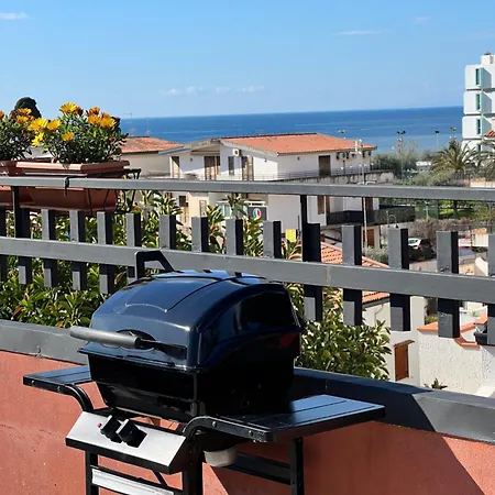 Sea View 2 Bedroom Vacation * Giardini-Naxos